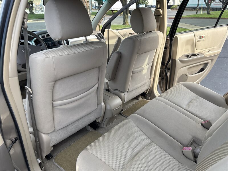 Used 2005 Toyota Highlander 2WD image 28