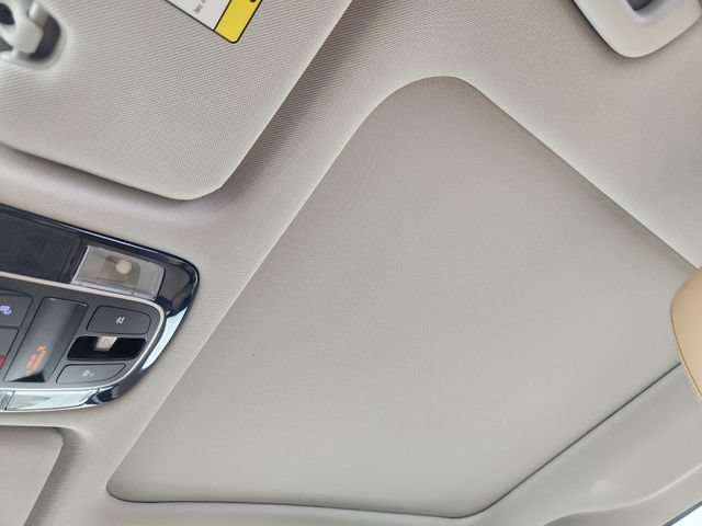 Certified 2025 Hyundai Sonata Limited FWD image 31