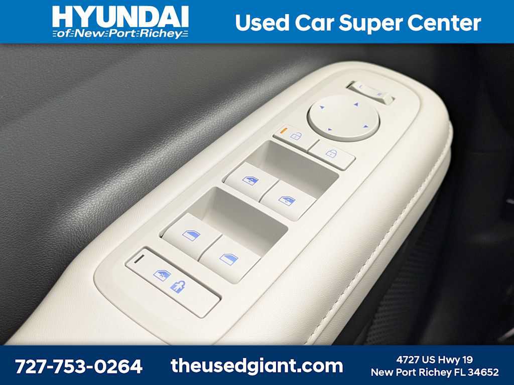 Used 2026 Hyundai Santa Fe SEL w/ Tow & Go Package FWD image 34