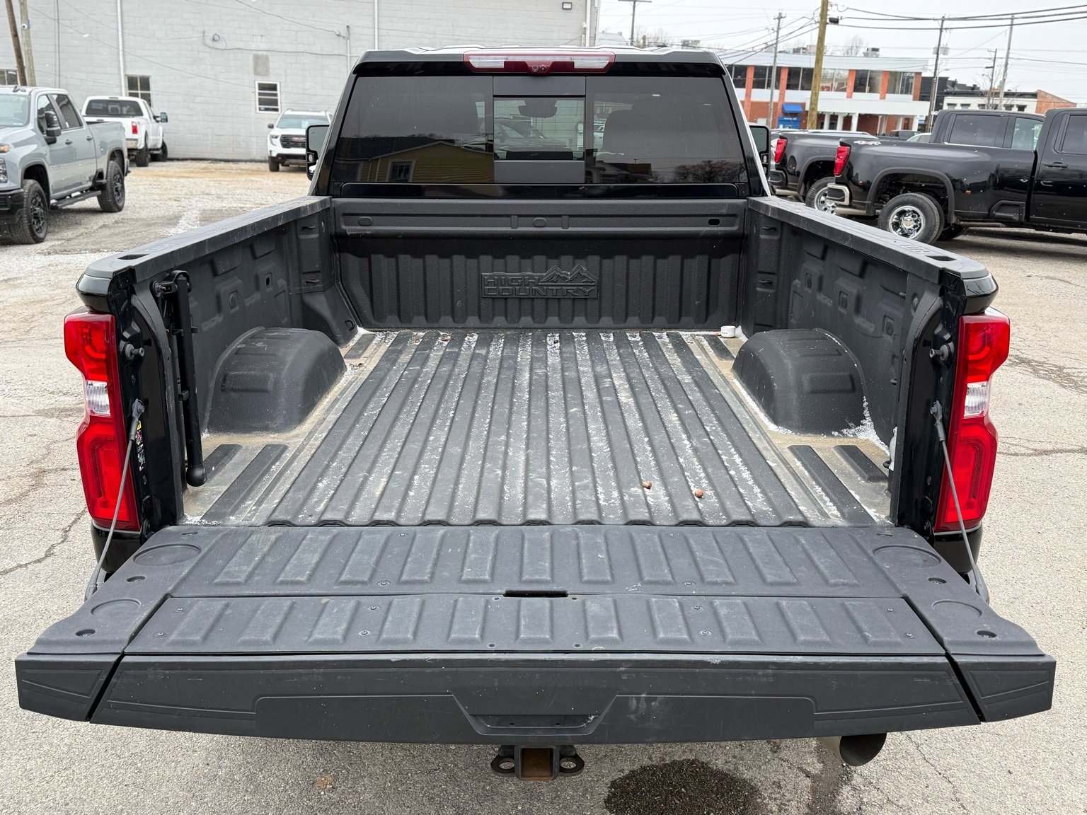 Used 2024 Chevrolet Silverado 2500 High Country w/ Midnight Edition image 34