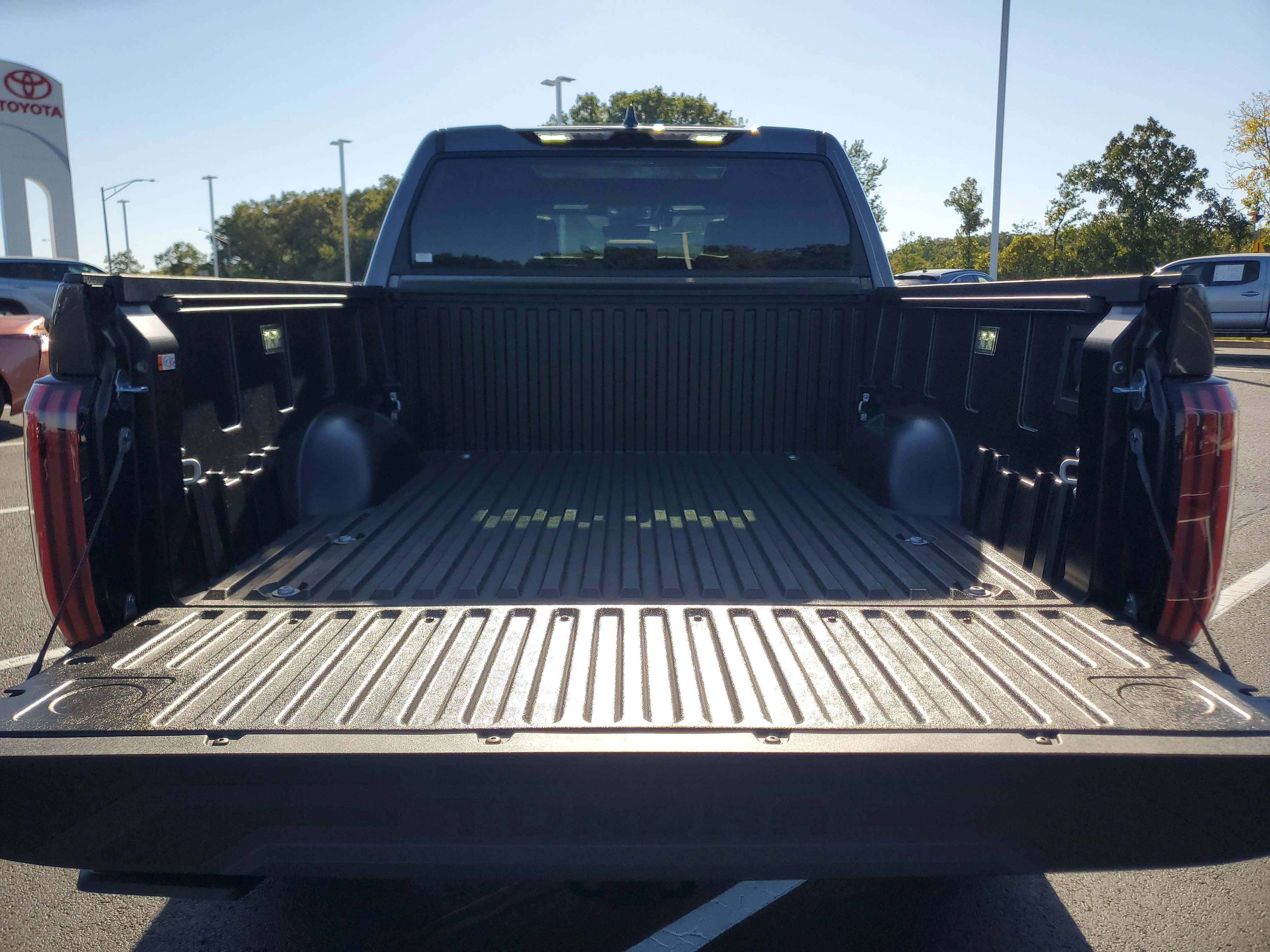 New 2026 Toyota Tundra Platinum w/ TRD Off-Road Package image 9