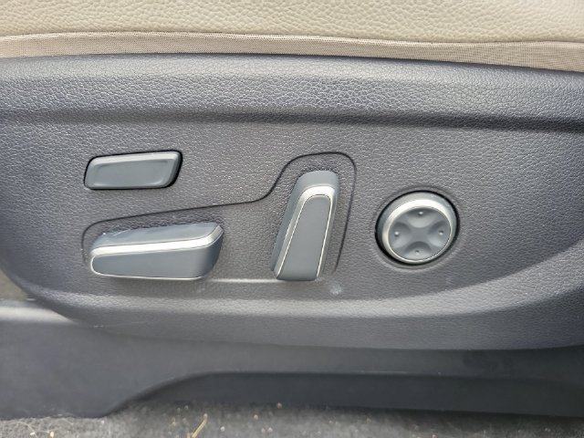 Used 2024 Hyundai Palisade Limited AWD/4WD image 39