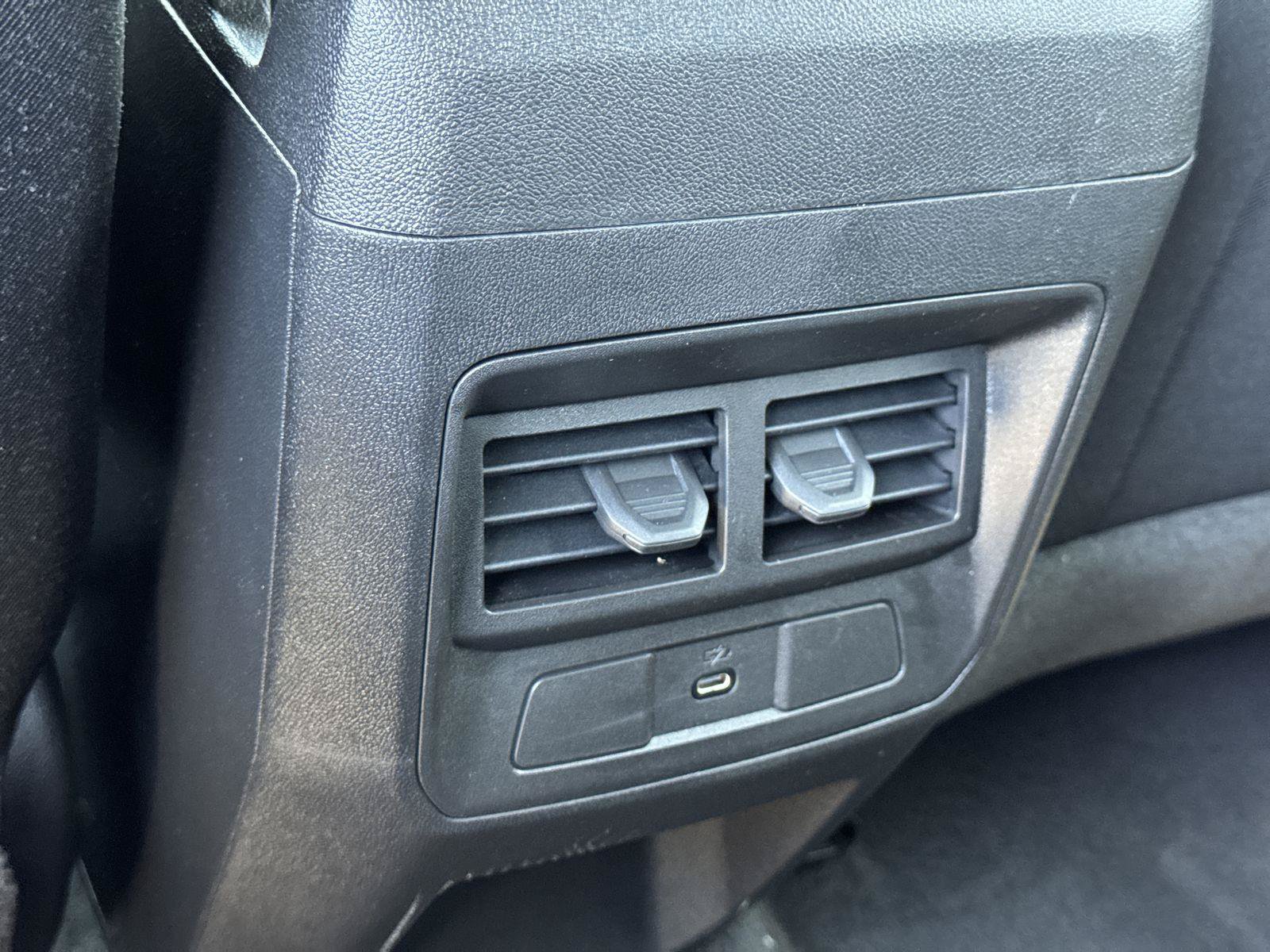 New 2026 GMC Canyon Elevation w/ LPO, Black Badging Package RWD image 24