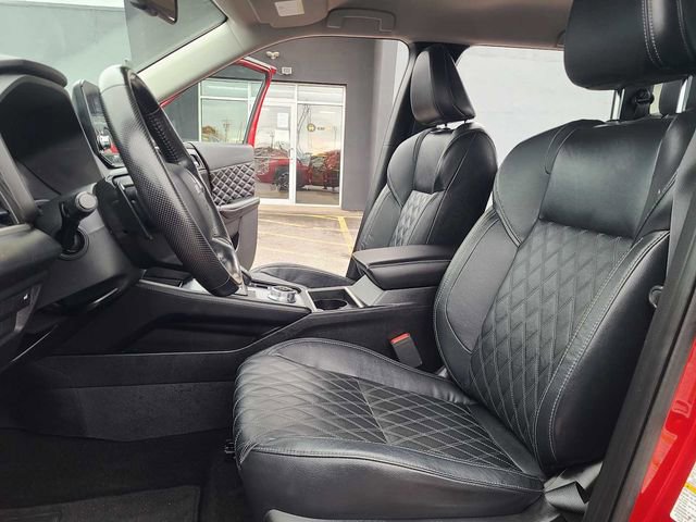 Used 2022 Mitsubishi Outlander SEL image 14