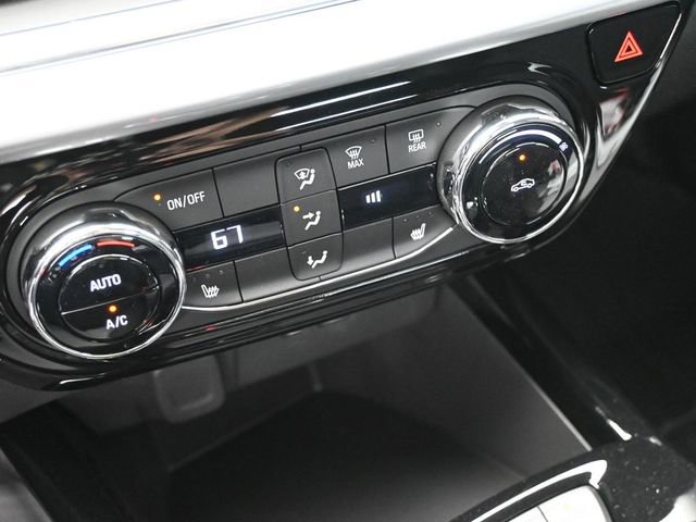 New 2026 Chevrolet Trax LT w/ Driver Confidence Package FWD image 31