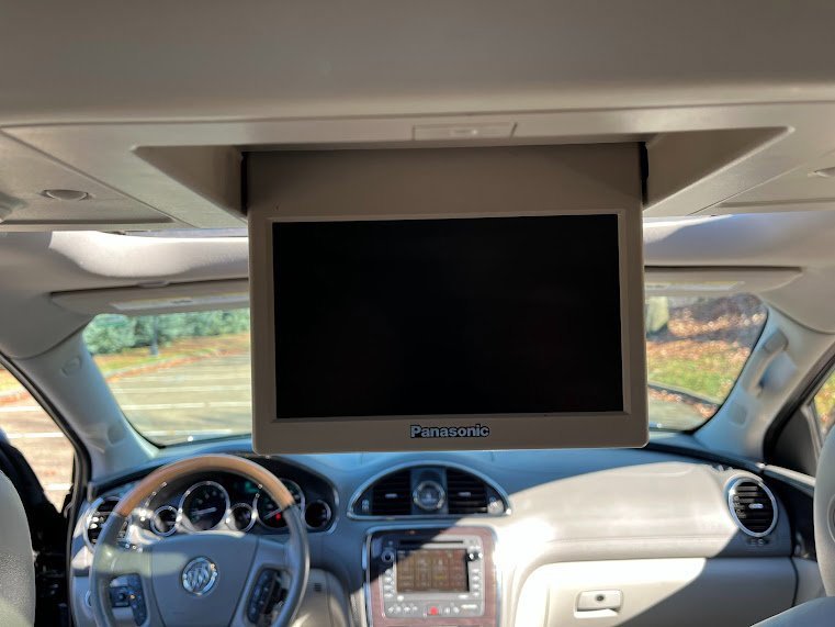 Used 2015 Buick Enclave Premium w/ Experience Buick Package image 40