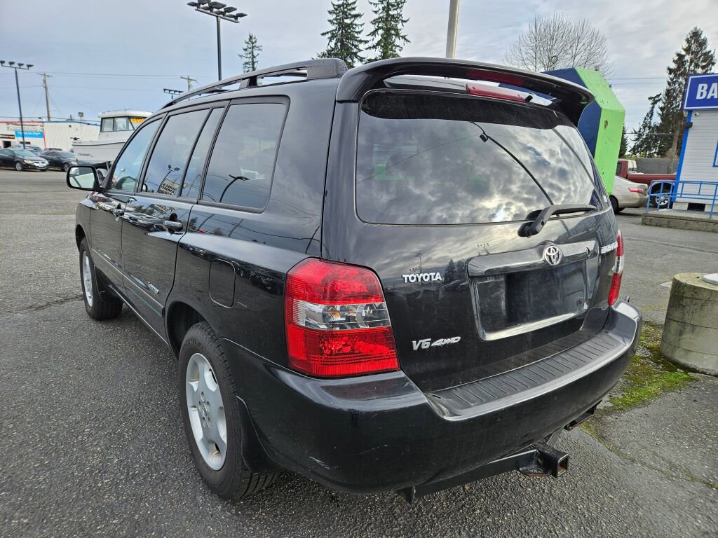 Used 2007 Toyota Highlander 4WD V6 w/ 3rd Row image 3