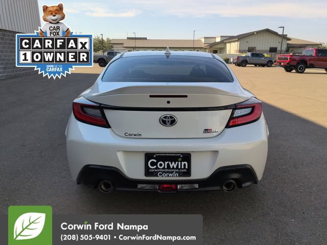 Used 2024 Toyota GR86 Premium RWD image 4