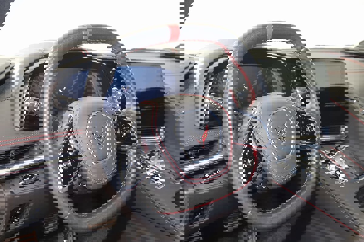 Used 2020 Chevrolet Corvette Stingray Premium Cpe w/ 3LT Preferred Equipment Group image 10