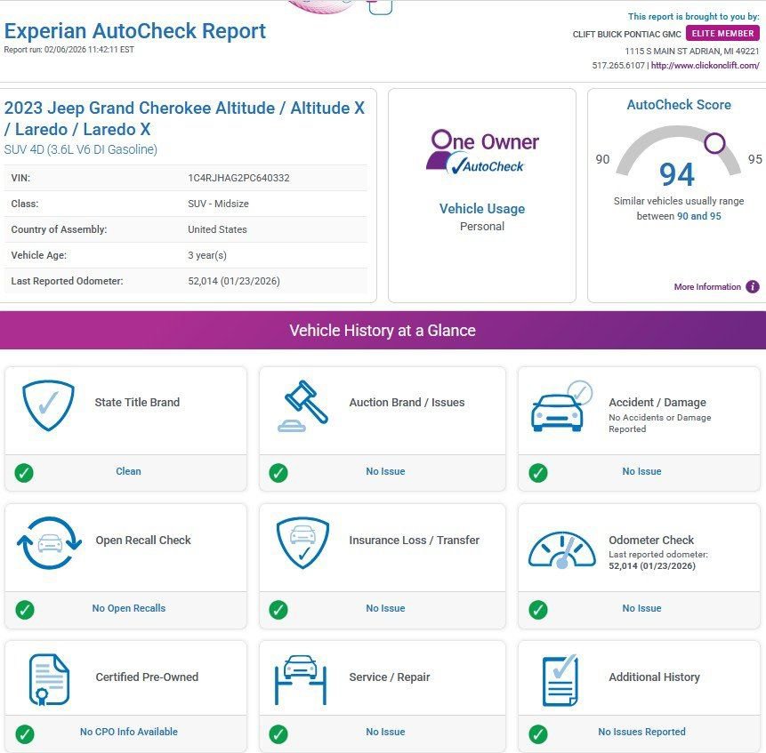 Used 2023 Jeep Grand Cherokee Laredo image 3