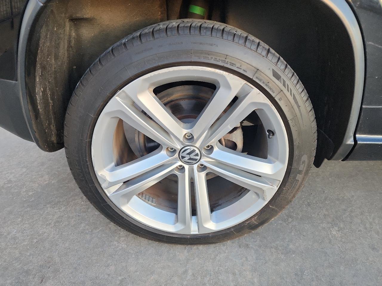 Used 2014 Volkswagen Tiguan R-Line image 23