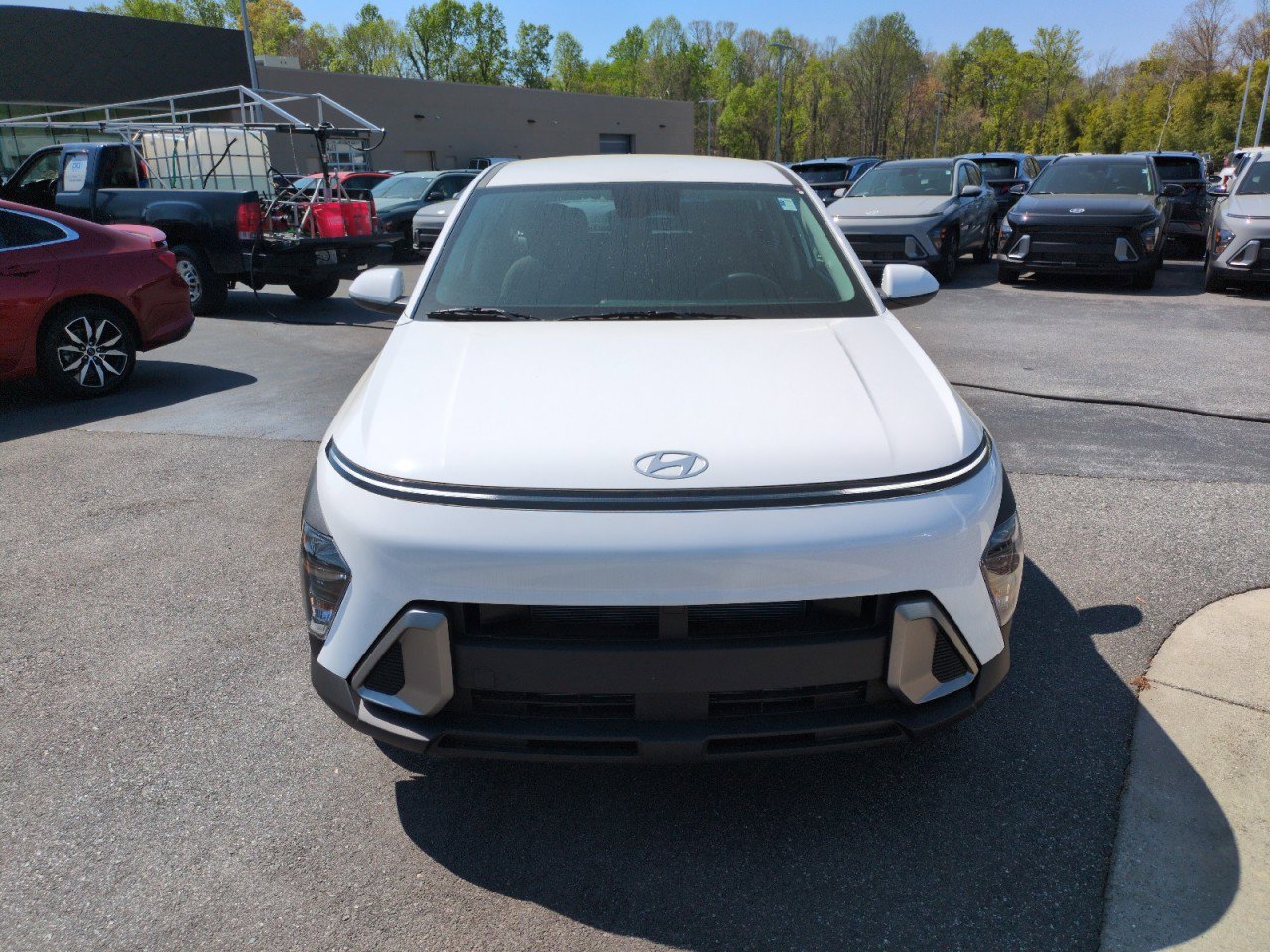 New 2026 Hyundai Kona SE image 2