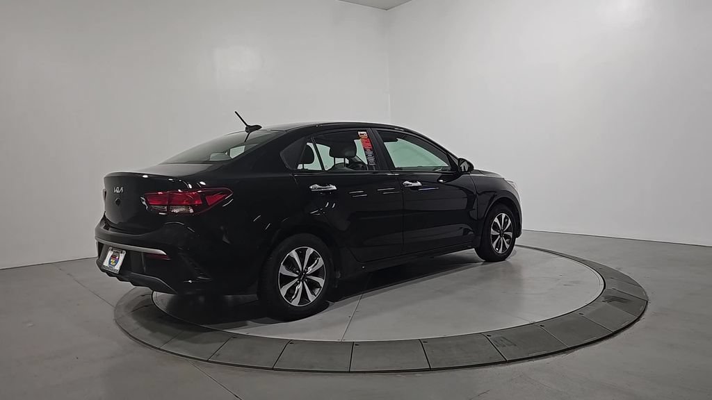 Used 2022 Kia Rio S w/ Technology Package FWD image 5