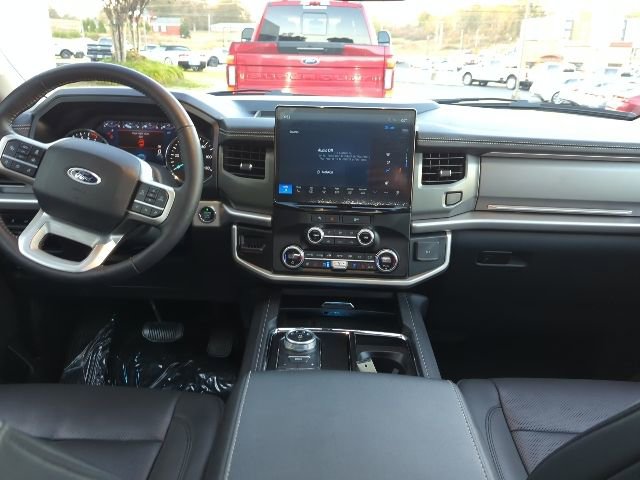 Used 2024 Ford Expedition Max XLT RWD image 15