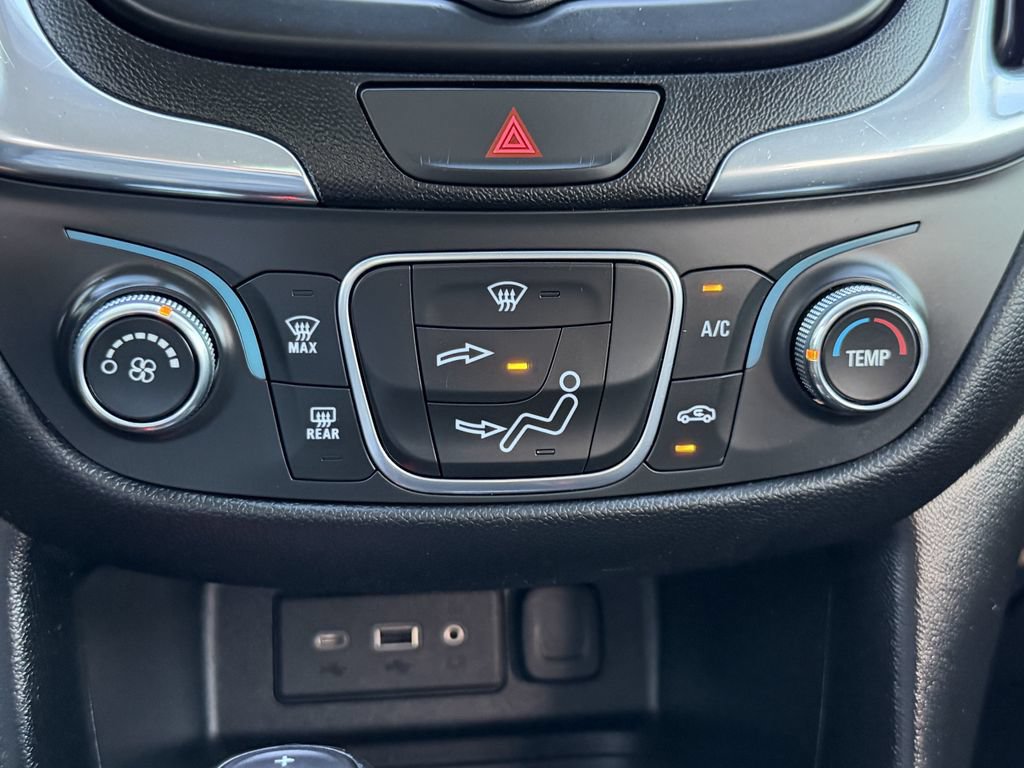 Used 2019 Chevrolet Equinox LT FWD image 23