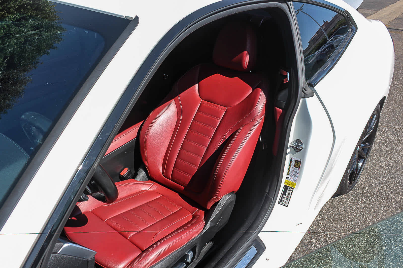 Used 2022 BMW M440i Coupe w/ Premium Package RWD image 24