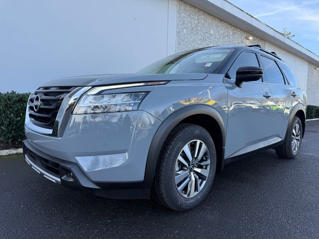 Certified 2023 Nissan Pathfinder SL