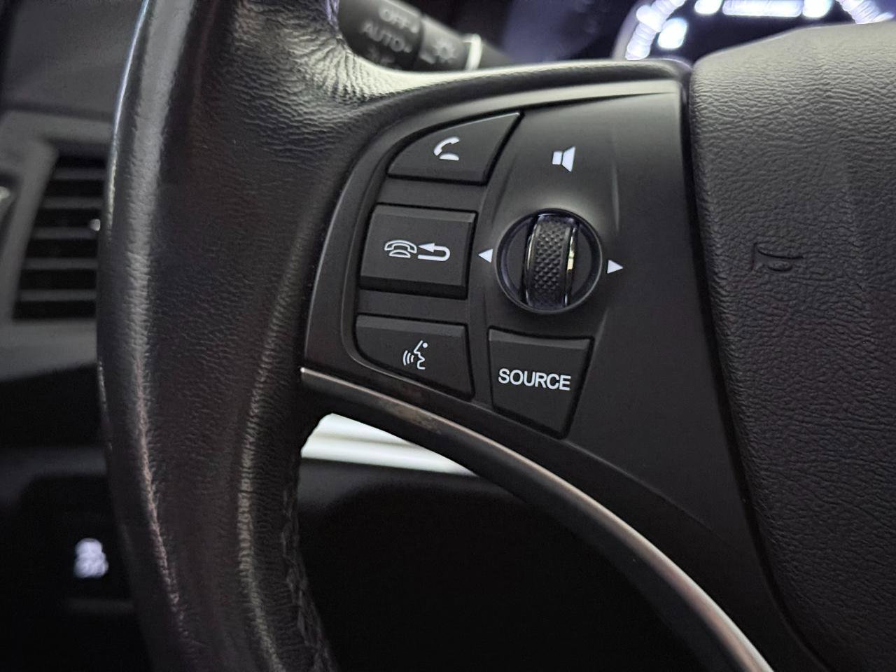 Used 2016 Acura MDX SH-AWD image 40