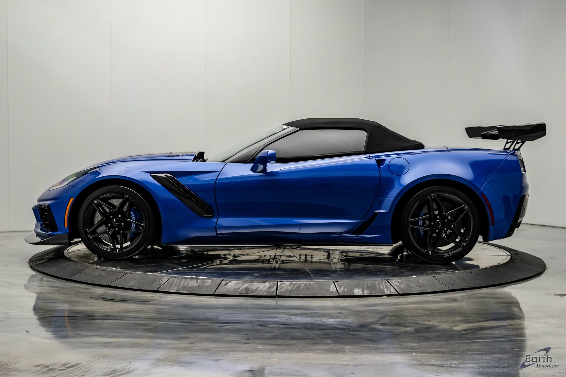 Used 2019 Chevrolet Corvette ZR1 RWD image 10