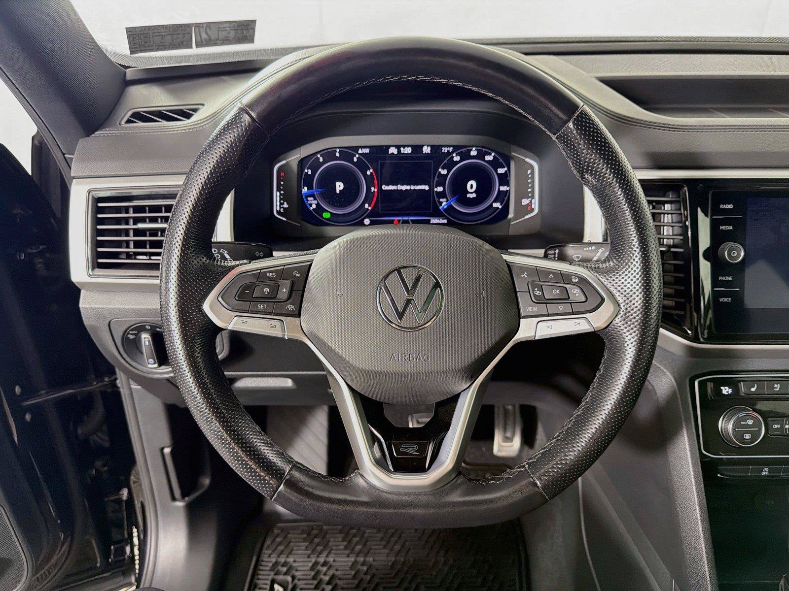 Used 2022 Volkswagen Atlas Cross Sport SEL Premium R-Line AWD/4WD image 3