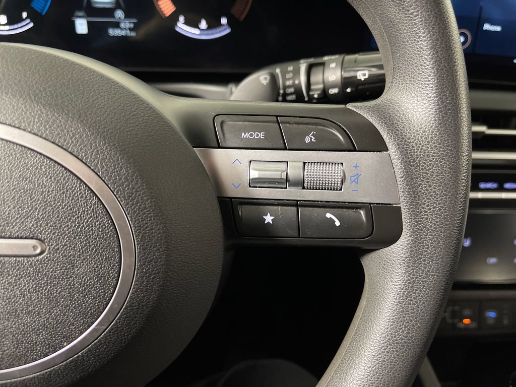 Certified 2025 Hyundai Tucson SEL AWD/4WD image 30