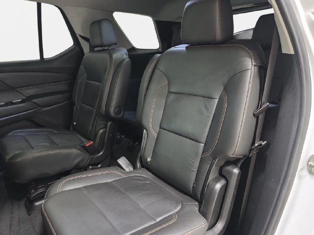 Used 2021 Chevrolet Traverse LT w/ LT Premium Package AWD/4WD image 13