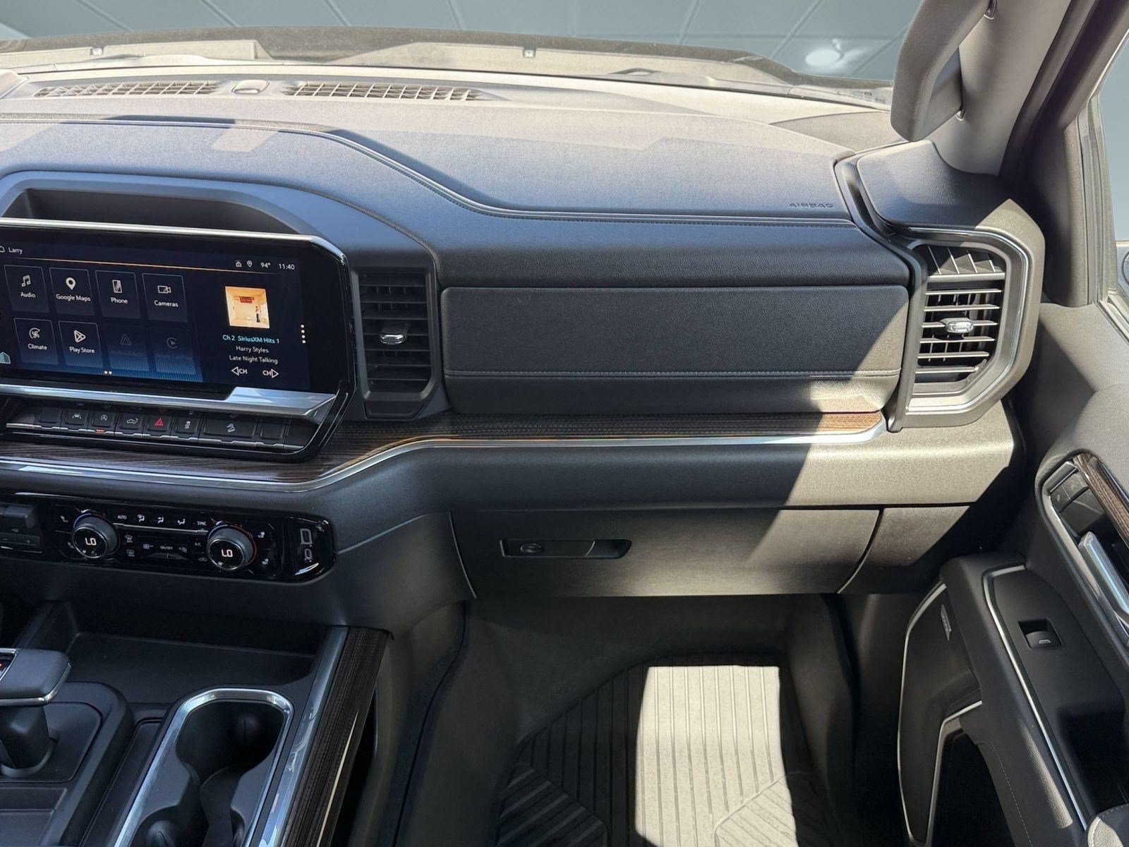 Used 2023 Chevrolet Silverado 1500 RST AWD/4WD image 28