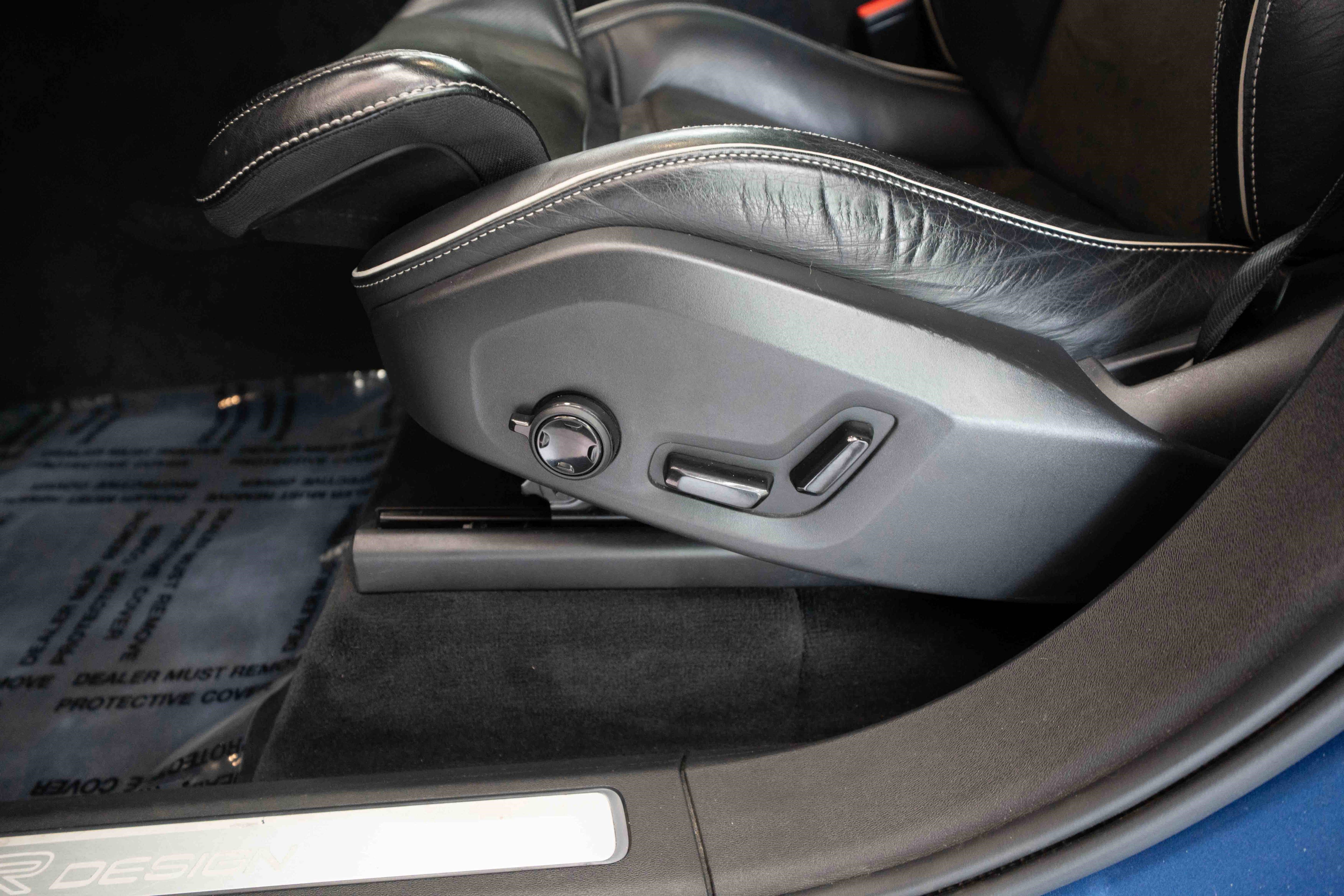 Used 2018 Volvo XC90 T8 R-Design w/ Convenience Package AWD/4WD image 12