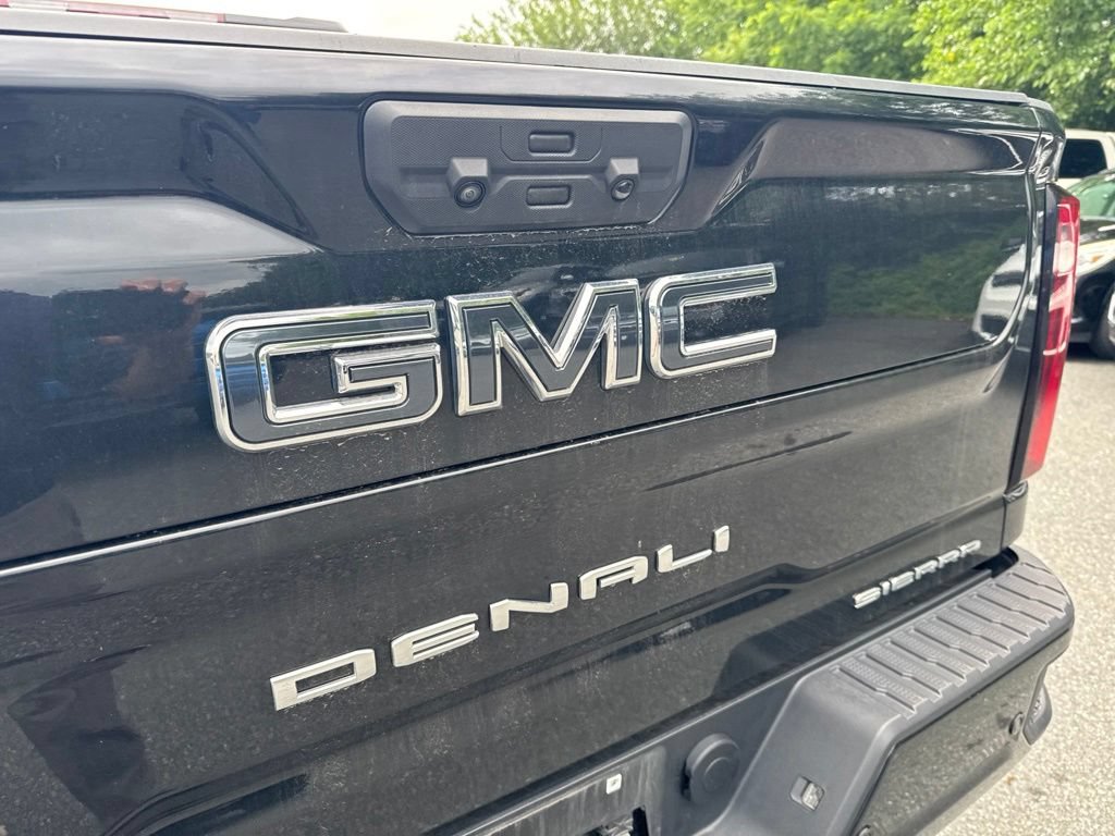 Used 2024 GMC Sierra 3500 Denali Ultimate AWD/4WD image 8