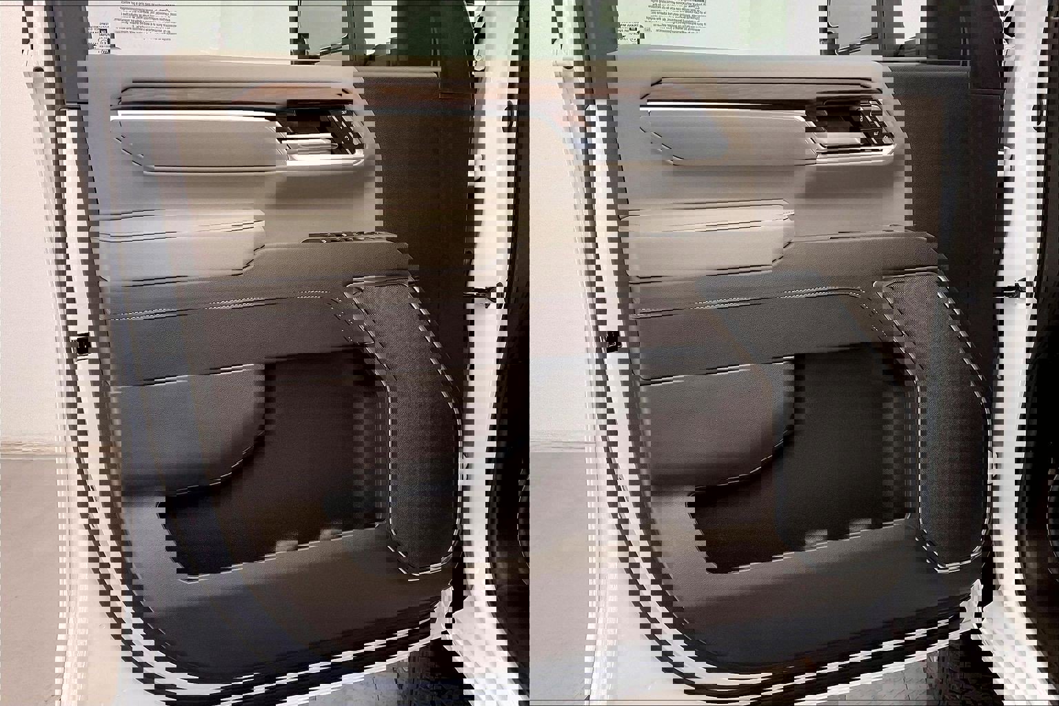 New 2026 GMC Sierra 2500 SLT image 12