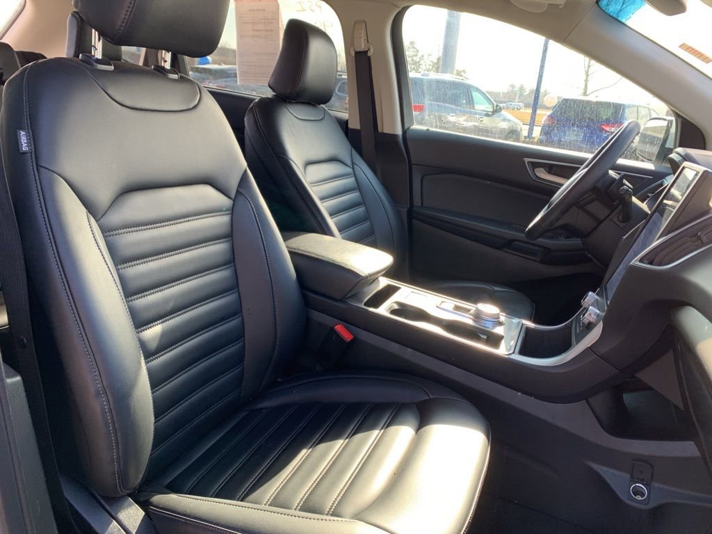 Used 2024 Ford Edge SEL w/ Convenience Package AWD/4WD image 11