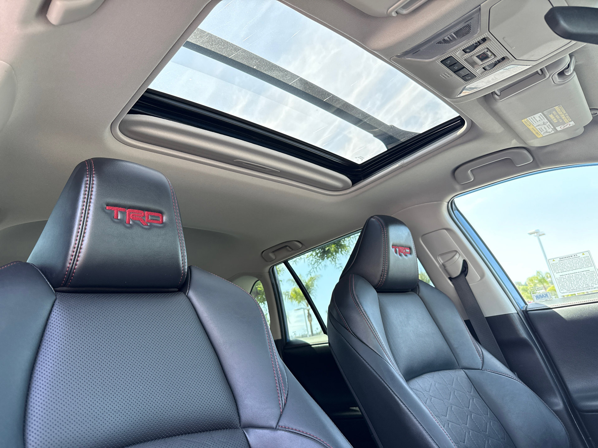 Used 2022 Toyota RAV4 TRD Off-Road w/ TRD Off-Road Weather Package AWD/4WD image 14