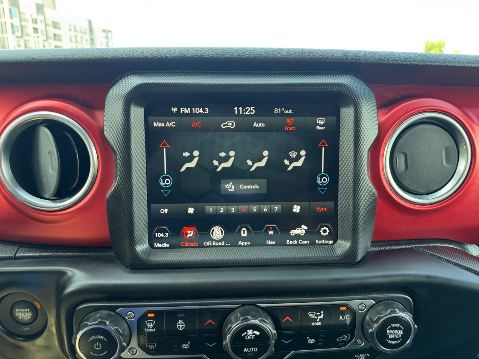 Used 2021 Jeep Wrangler Unlimited Rubicon AWD/4WD image 23