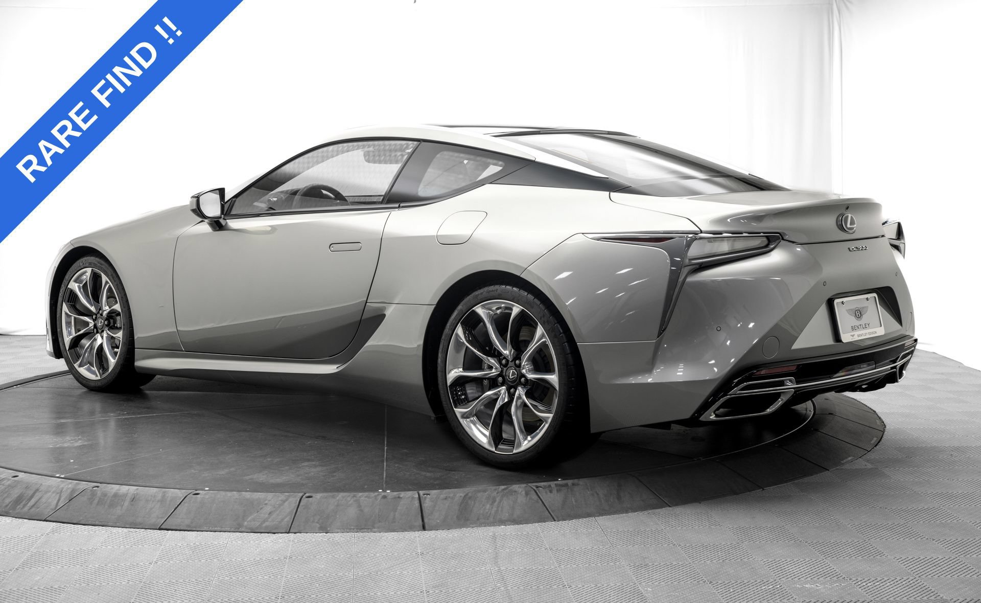 Used 2021 Lexus LC 500 Coupe w/ Touring Package RWD image 5