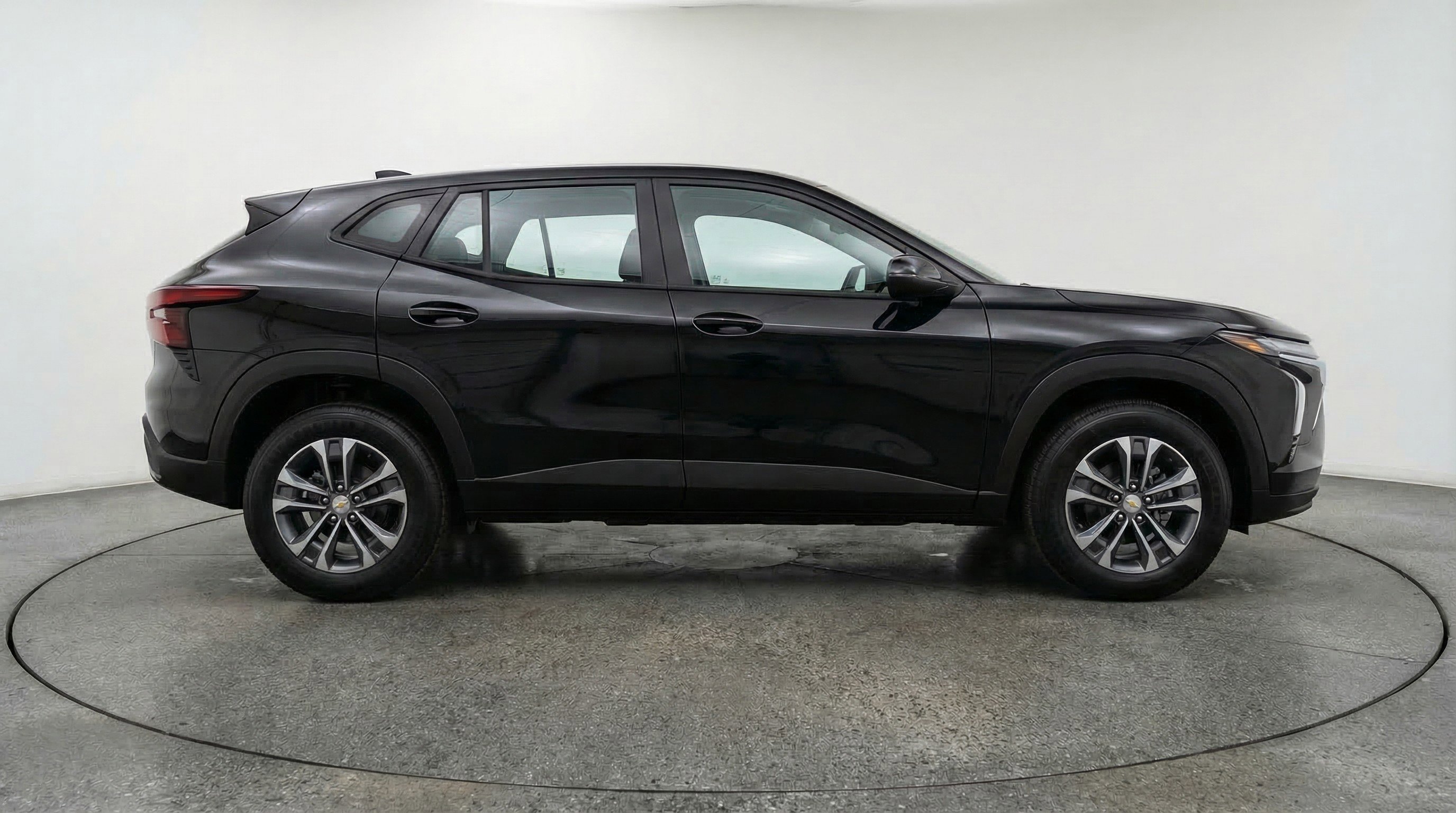 Used 2025 Chevrolet Equinox LT image 11
