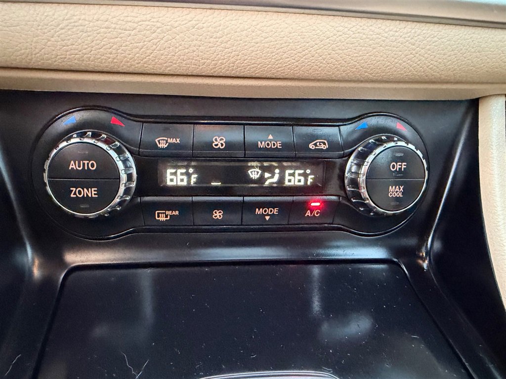 Used 2016 Mercedes-Benz CLA 250 image 30