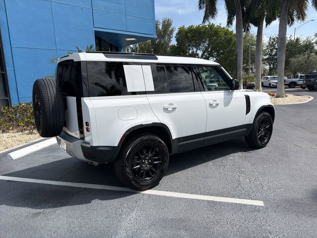 Used 2025 Land Rover Defender 110 S AWD/4WD image 8