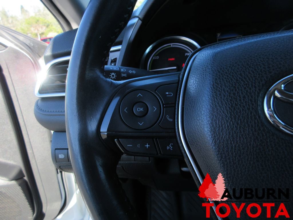 Certified 2018 Toyota Camry SE w/ Audio Package image 11