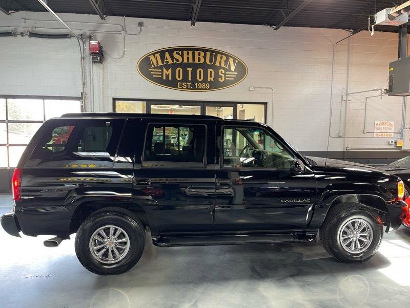 Used 1999 Cadillac Escalade 4WD image 9