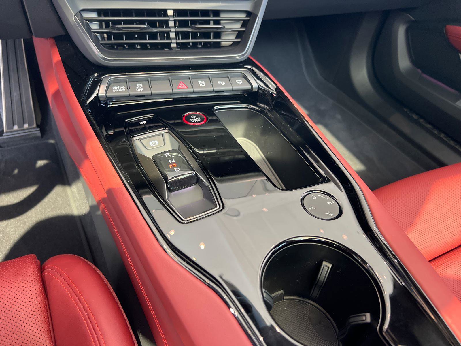 New 2025 Audi RS e-tron GT performance image 20