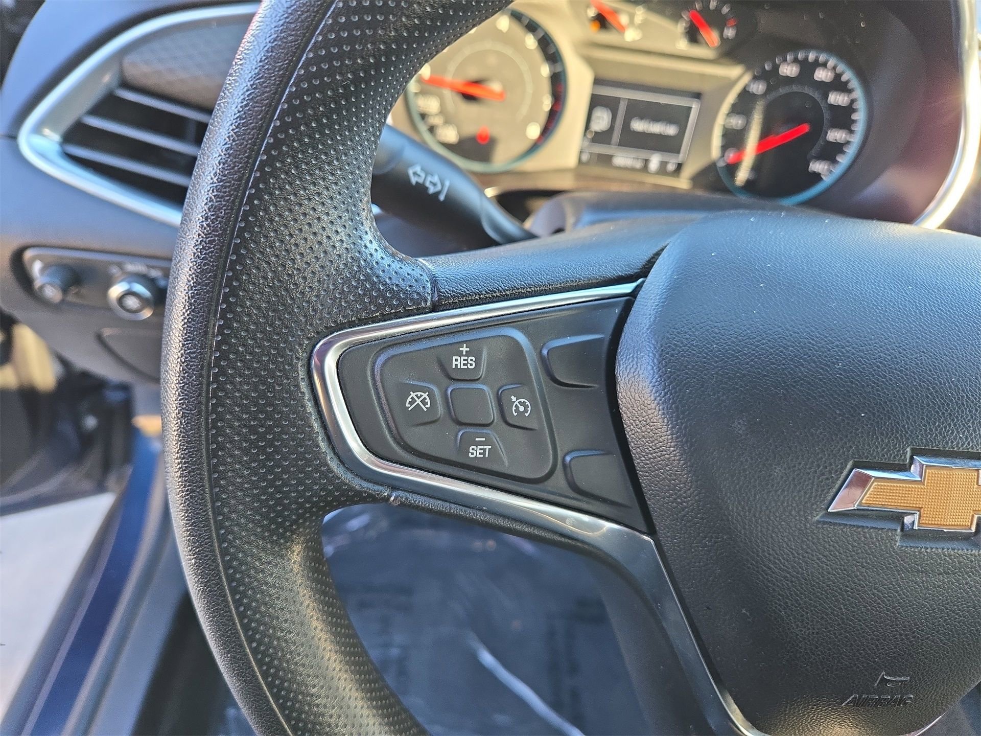 Used 2020 Chevrolet Malibu LT image 9