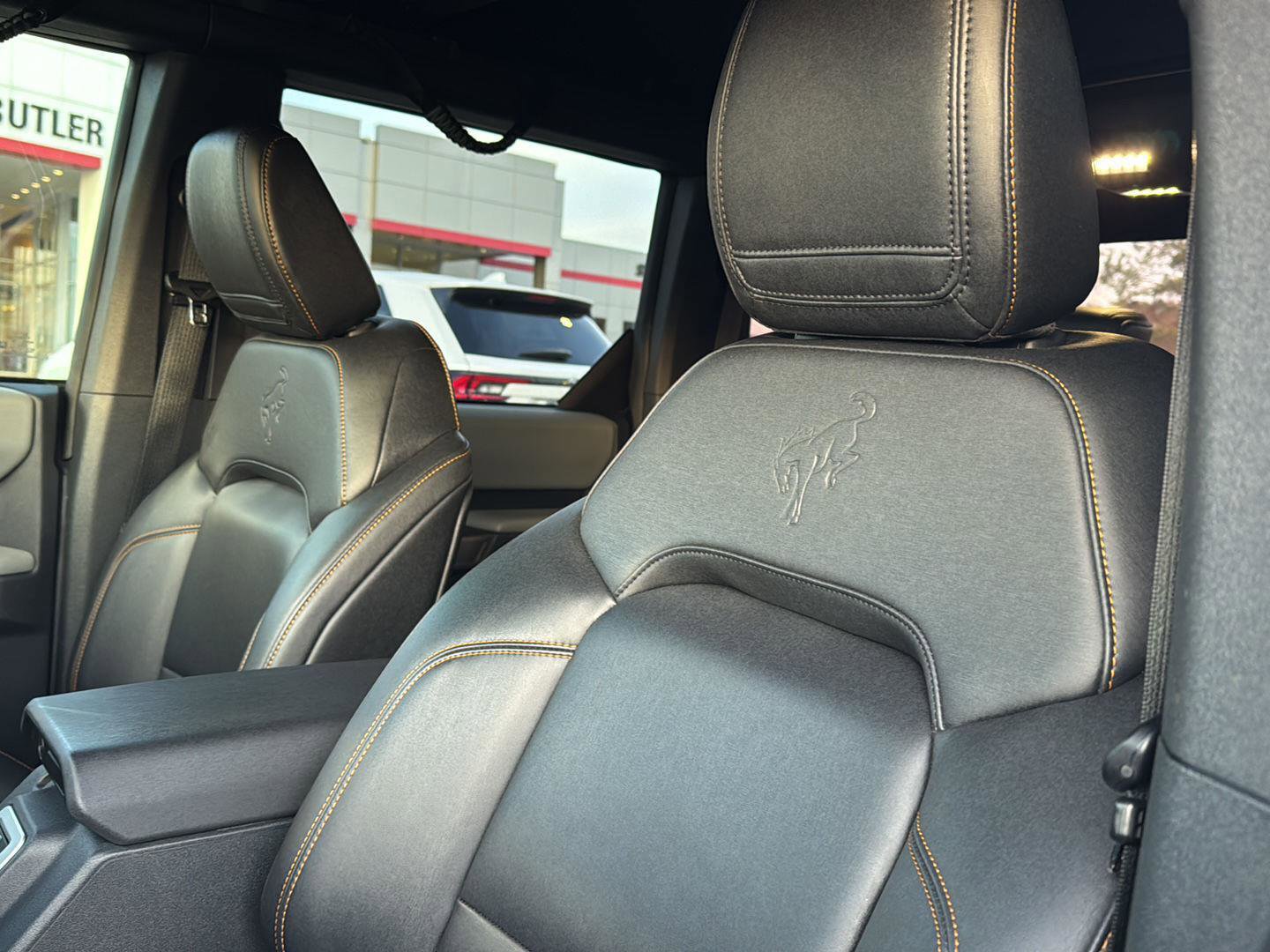 Used 2021 Ford Bronco Badlands image 26