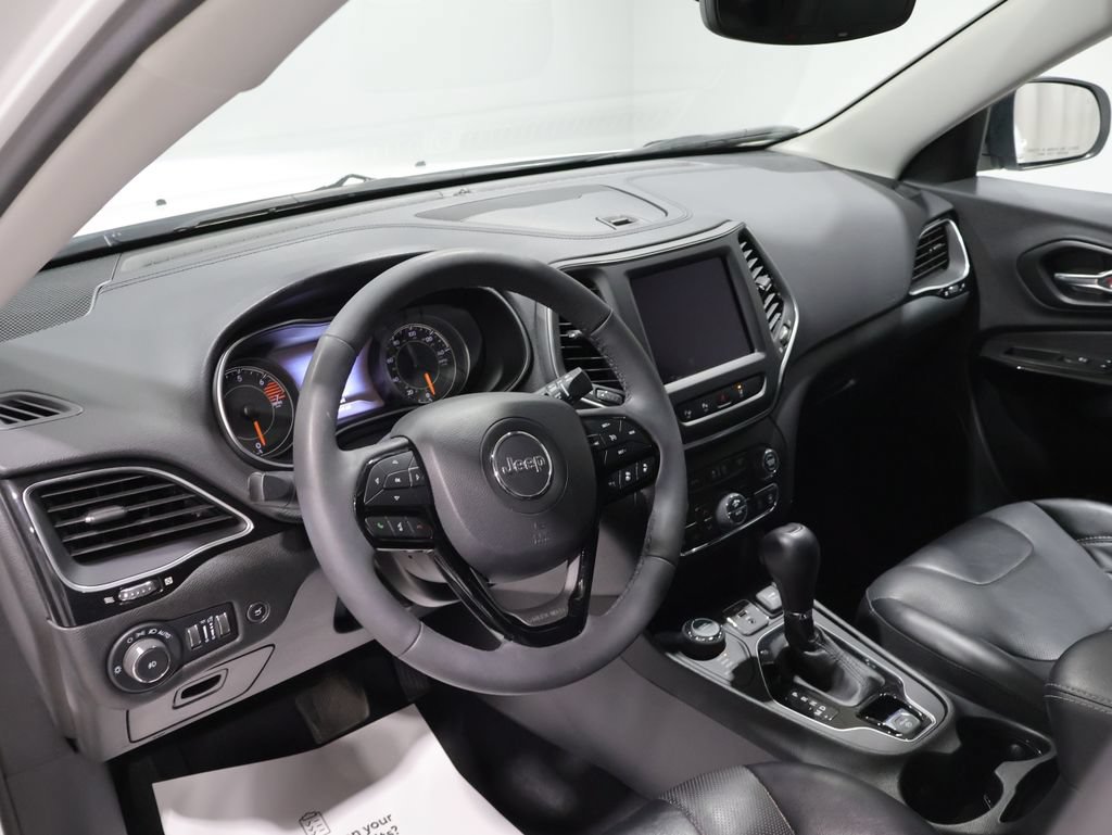 Used 2023 Jeep Cherokee Altitude Lux AWD/4WD image 15
