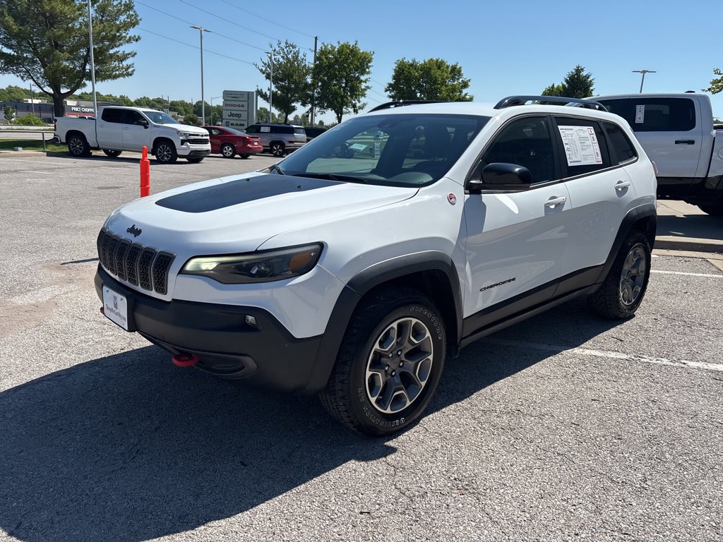 Used 2022 Jeep Cherokee Trailhawk w/ Comfort/Convenience Group AWD/4WD image 13
