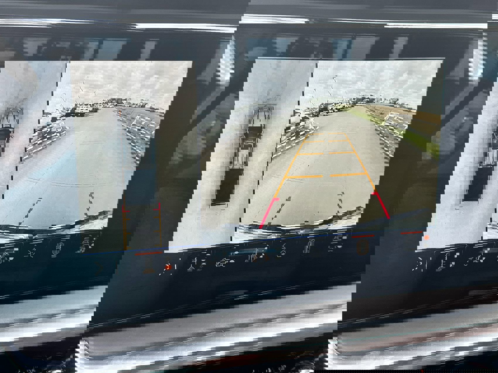 Used 2024 GMC Sierra 2500 Denali Ultimate image 17