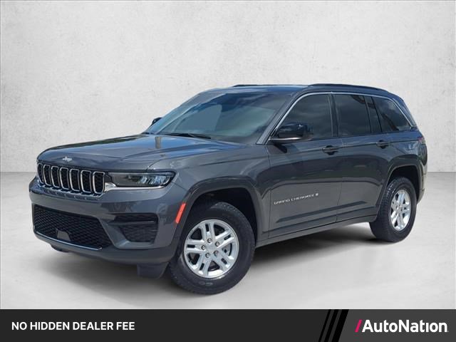 Used 2025 Jeep Grand Cherokee Laredo w/ Luxury Tech Group I RWD image 1