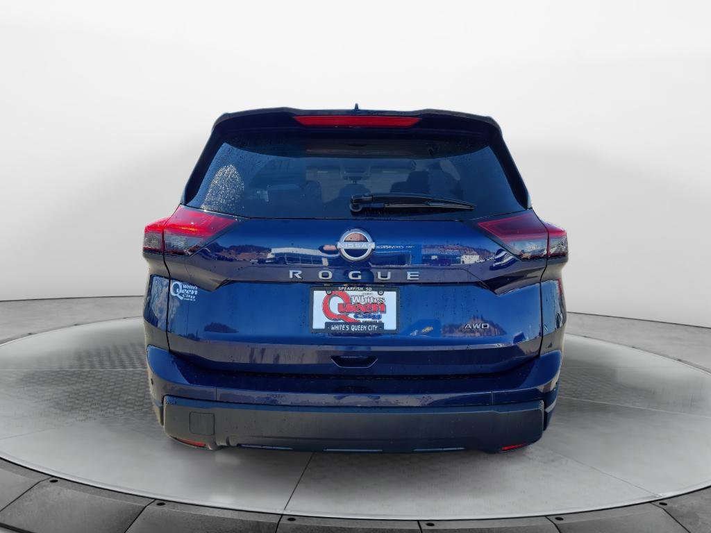 Used 2025 Nissan Rogue SV image 4