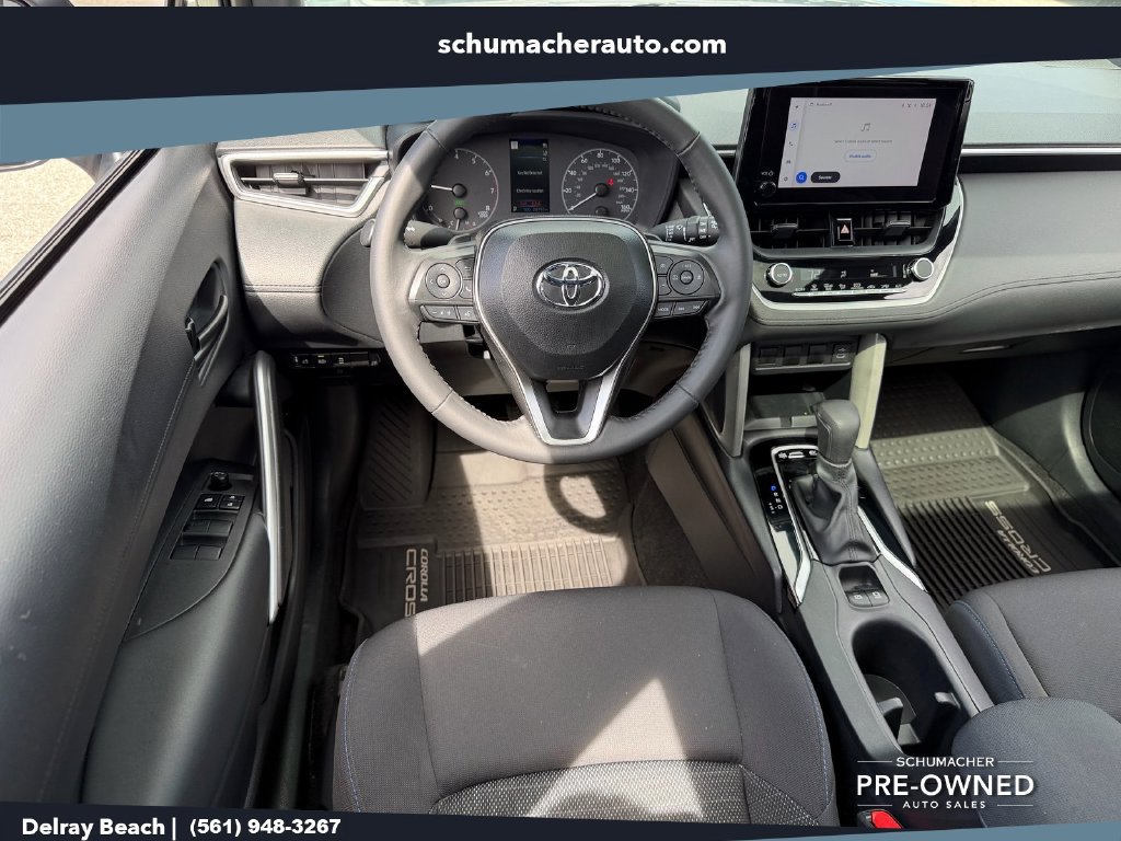 Used 2024 Toyota Corolla Cross AWD Hybrid w/ Moonroof Package image 12