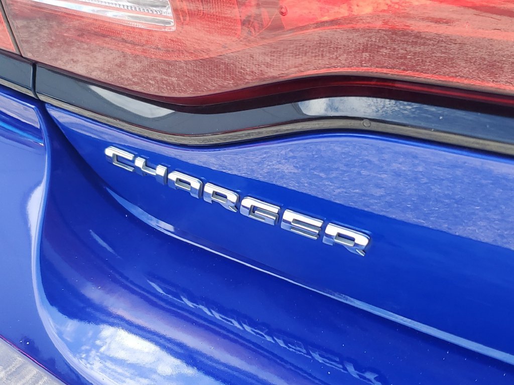 Used 2013 Dodge Charger R/T RWD image 9