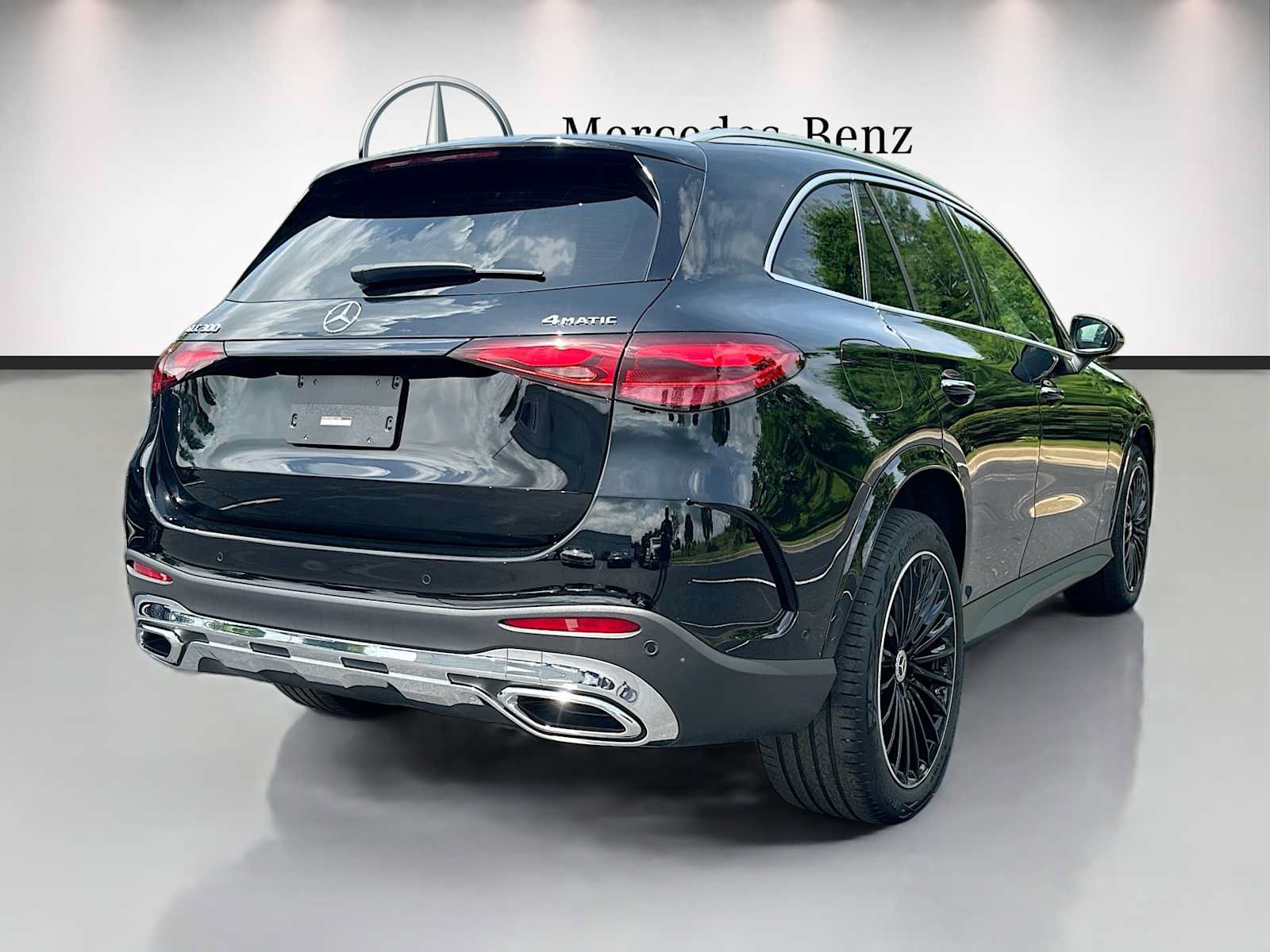 Certified 2024 Mercedes-Benz GLC 300 4MATIC image 5